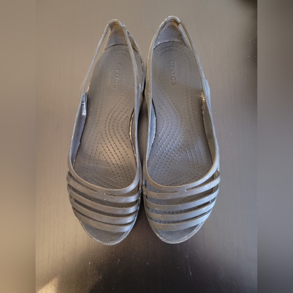 womens crocs